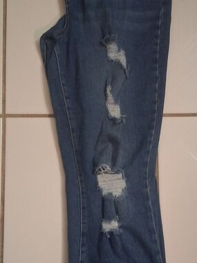 Guess Women's Dark Blue Ripped Skinny Jeans